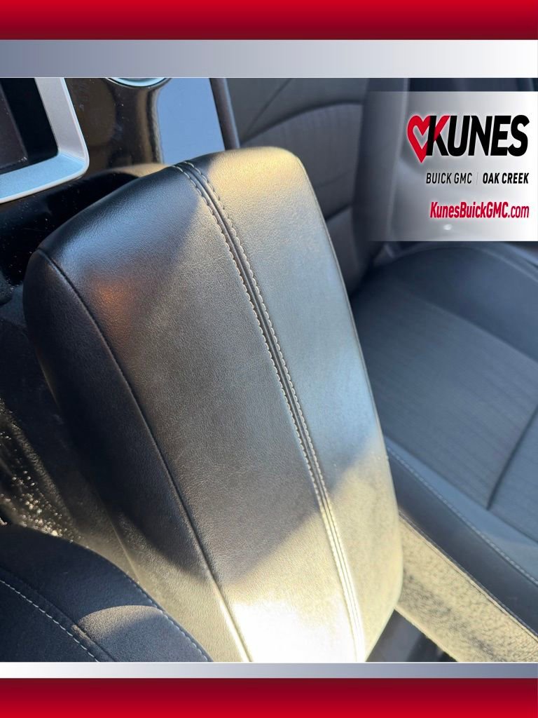 Used 2024 Nissan Altima 2.5 SV image 24