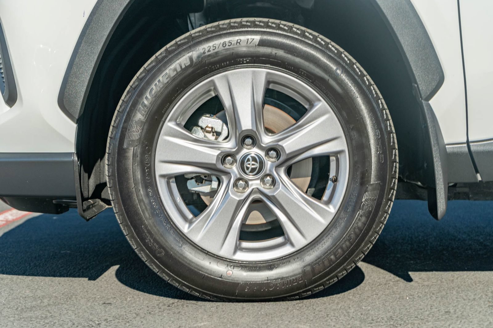 Certified 2025 Toyota RAV4 XLE FWD image 6