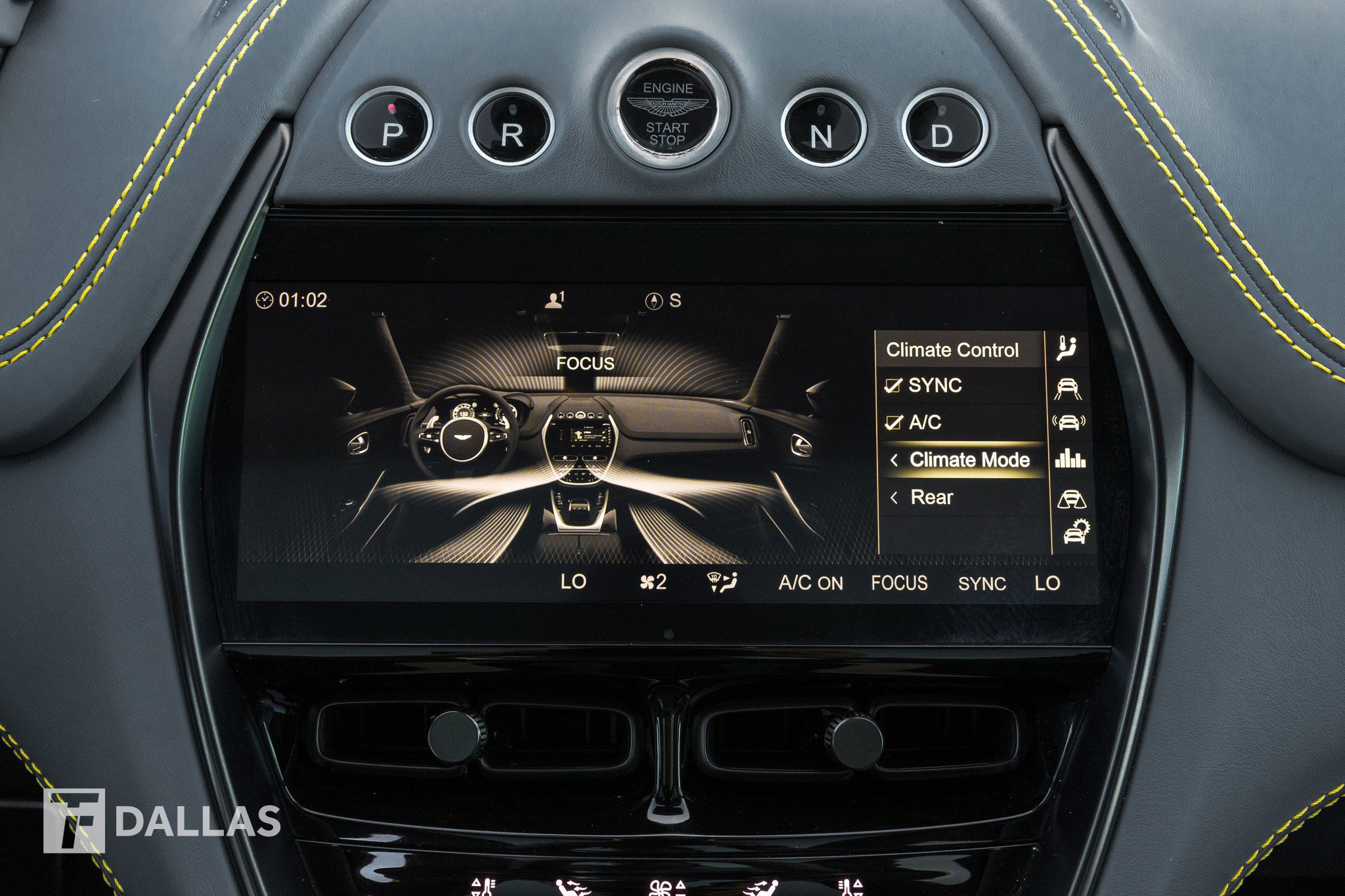 Used 2021 Aston Martin DBX image 26