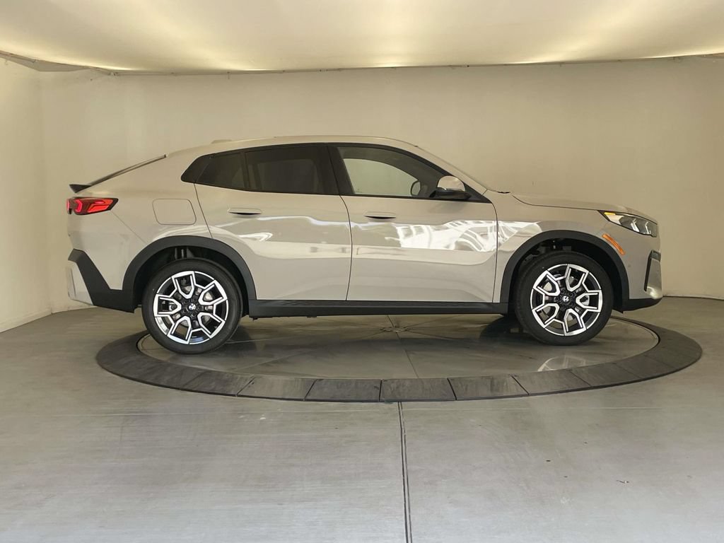 New 2026 BMW X2 xDrive28i w/ Technology Package AWD/4WD image 6