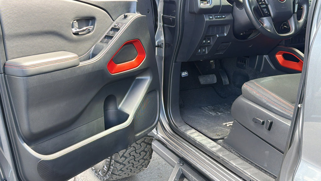 Used 2022 Nissan Frontier PRO-4X w/ Off-Road Protection Package image 23