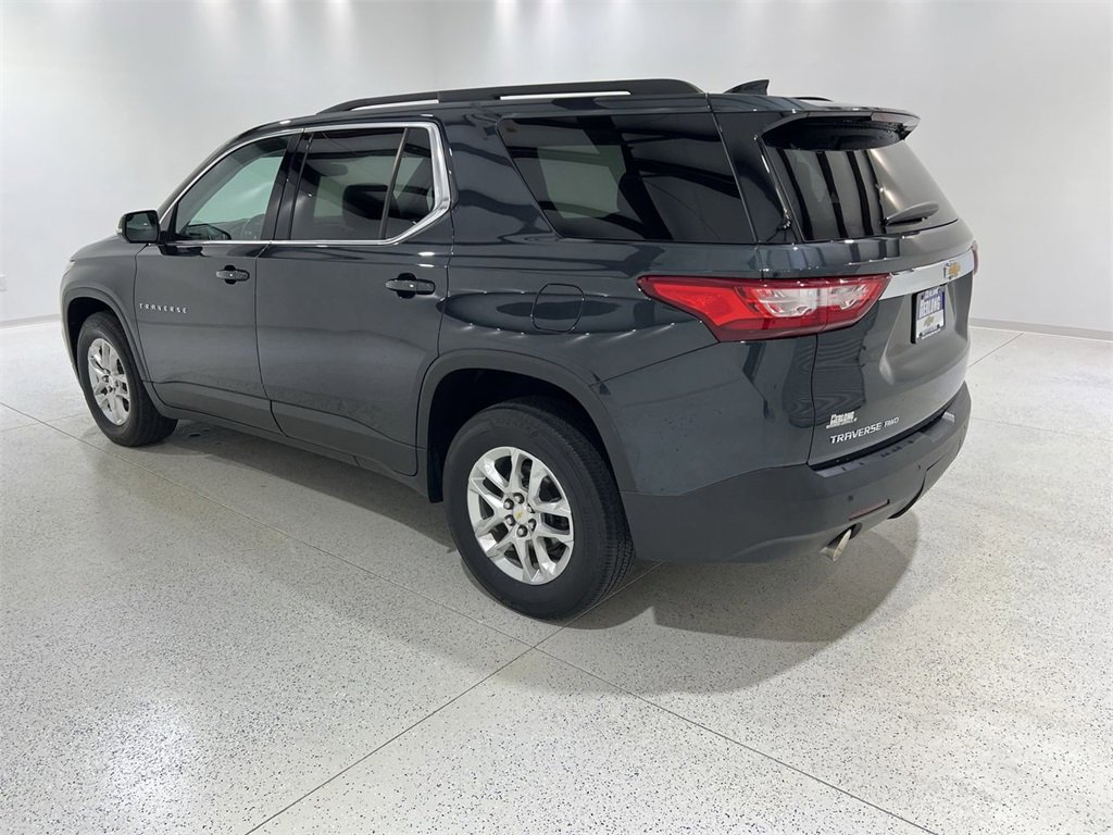 Used 2021 Chevrolet Traverse LT image 3