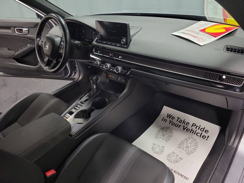 Used 2023 Honda Civic Sport image 22