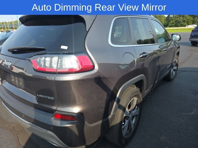 Used 2019 Jeep Cherokee Limited AWD/4WD image 4