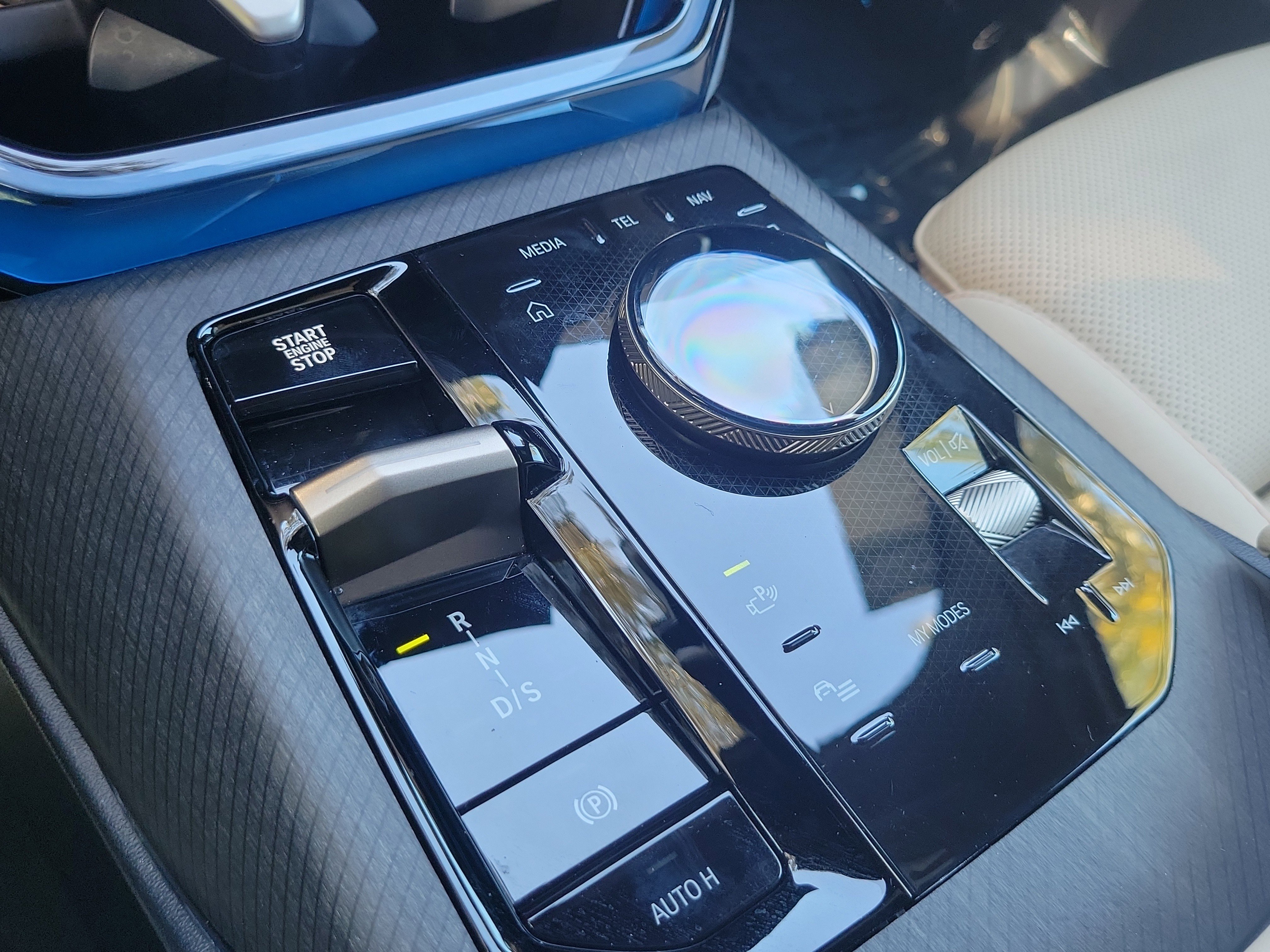 New 2025 BMW X3 xDrive30i w/ Premium Package image 33