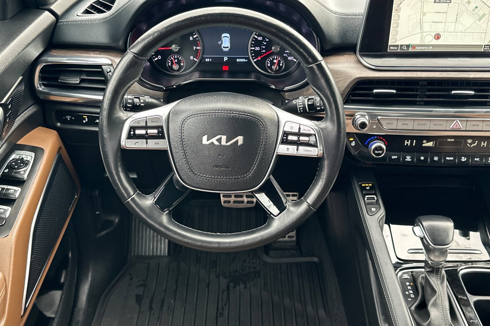 Used 2022 Kia Telluride SX w/ SX Prestige Package image 11