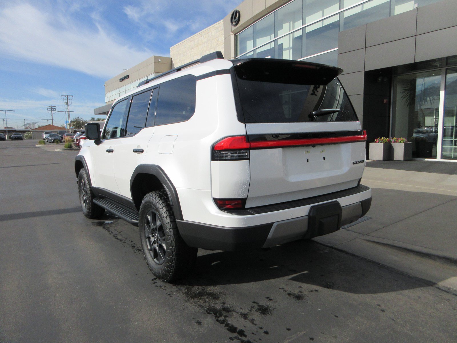 Used 2026 Lexus GX 550 w/ Accessory Package (CT) AWD/4WD image 5