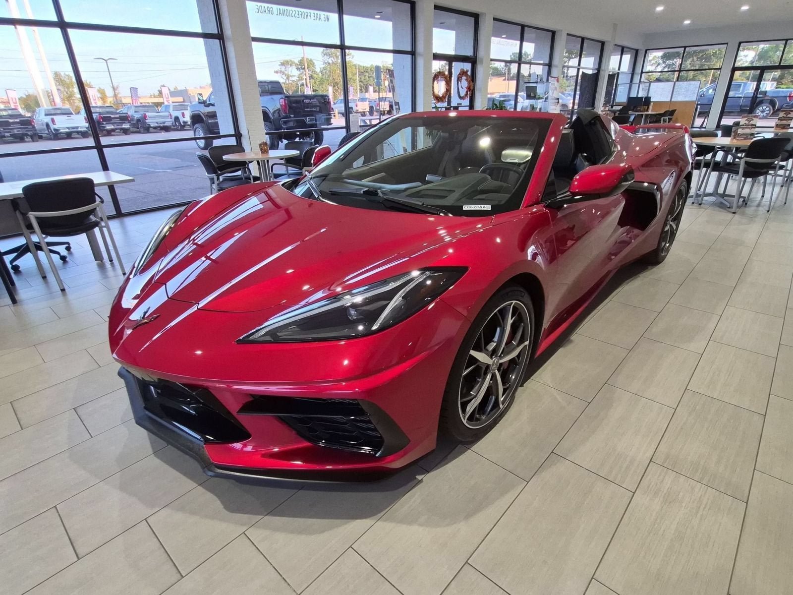 Used 2023 Chevrolet Corvette Stingray Premium Conv w/ Z51 Performance Package RWD image 10