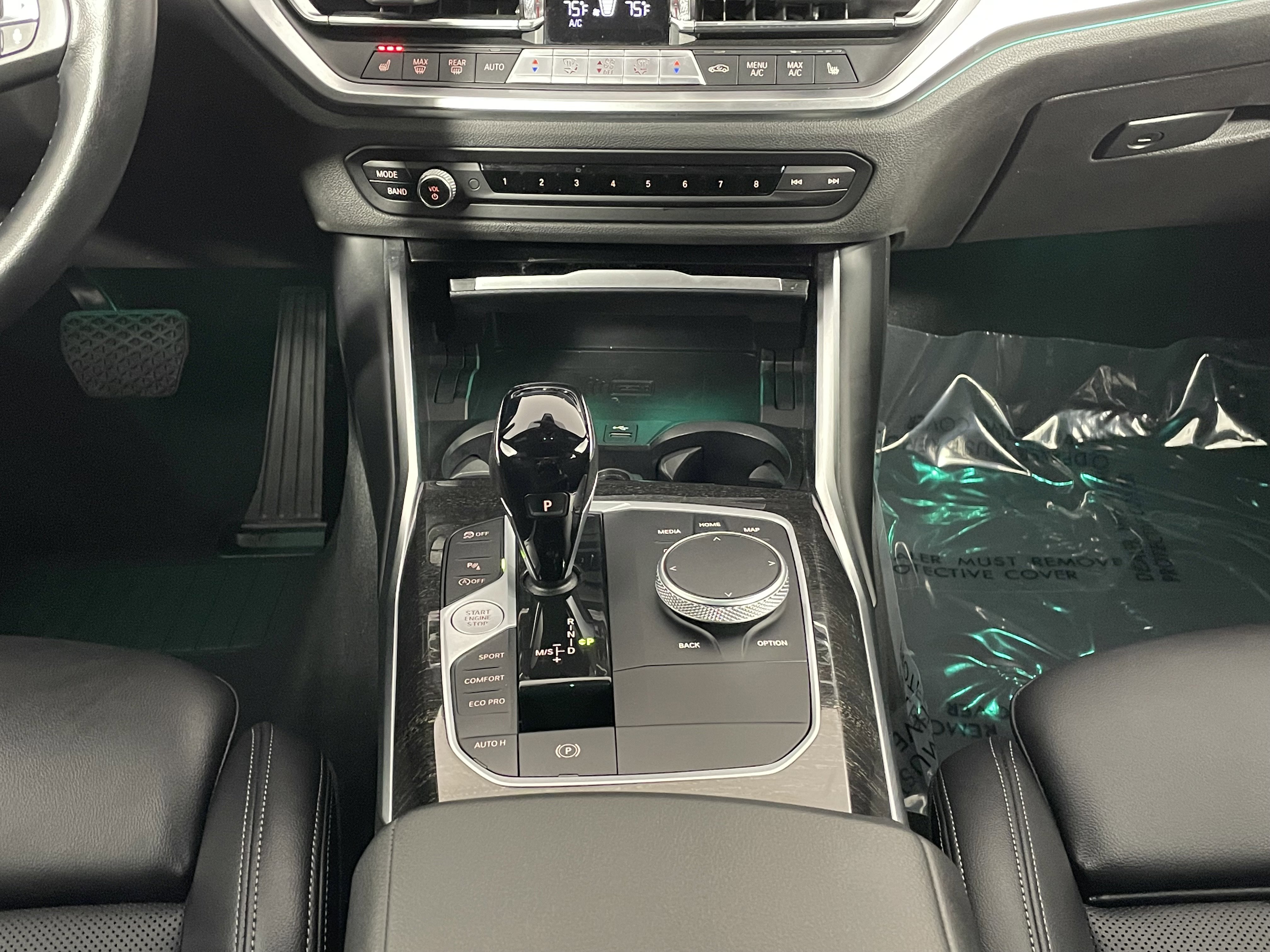 Used 2022 BMW 330i xDrive Sedan w/ Driving Assistance Package image 18