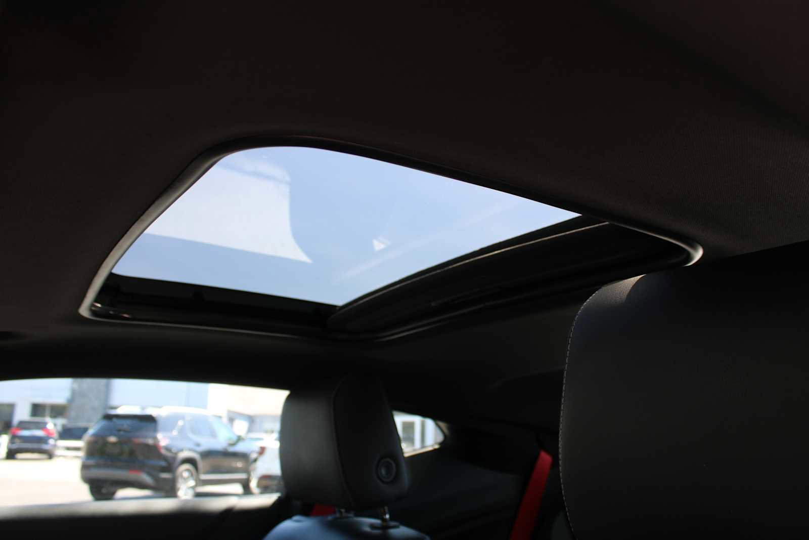 Used 2021 Chevrolet Camaro LT w/ Redline Edition RWD image 6