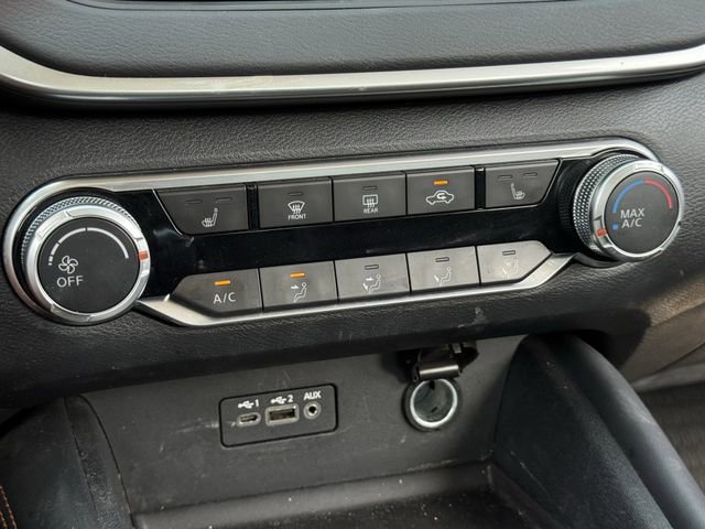 Used 2019 Nissan Altima 2.5 SR w/ SR Premium Package FWD image 17