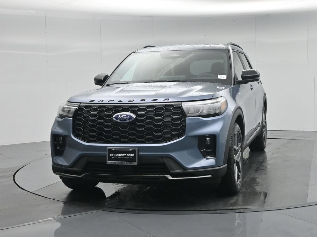 New 2026 Ford Explorer ST-Line w/ ST-Line Street Pack RWD image 55