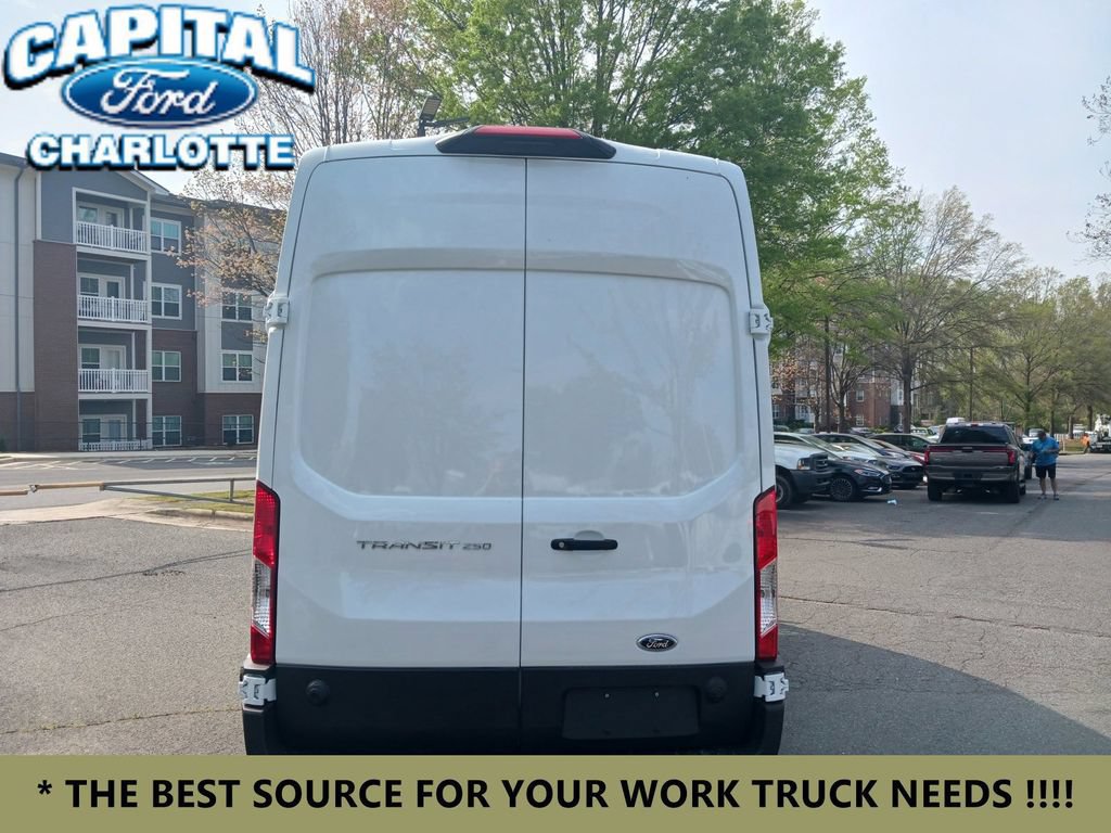 New 2024 Ford Transit 250 148 High Roof Extended w/ Load Area Protection Package RWD image 4