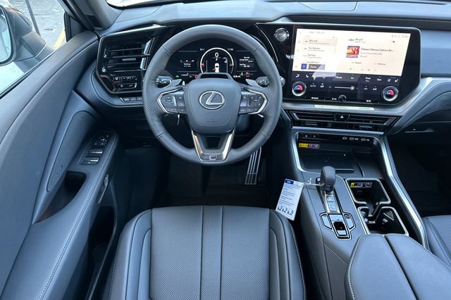 New 2026 Lexus TX 500h AWD w/ Technology Package image 12