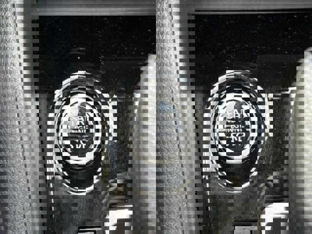 New 2025 Nissan Versa SV w/ Trunk Package image 28