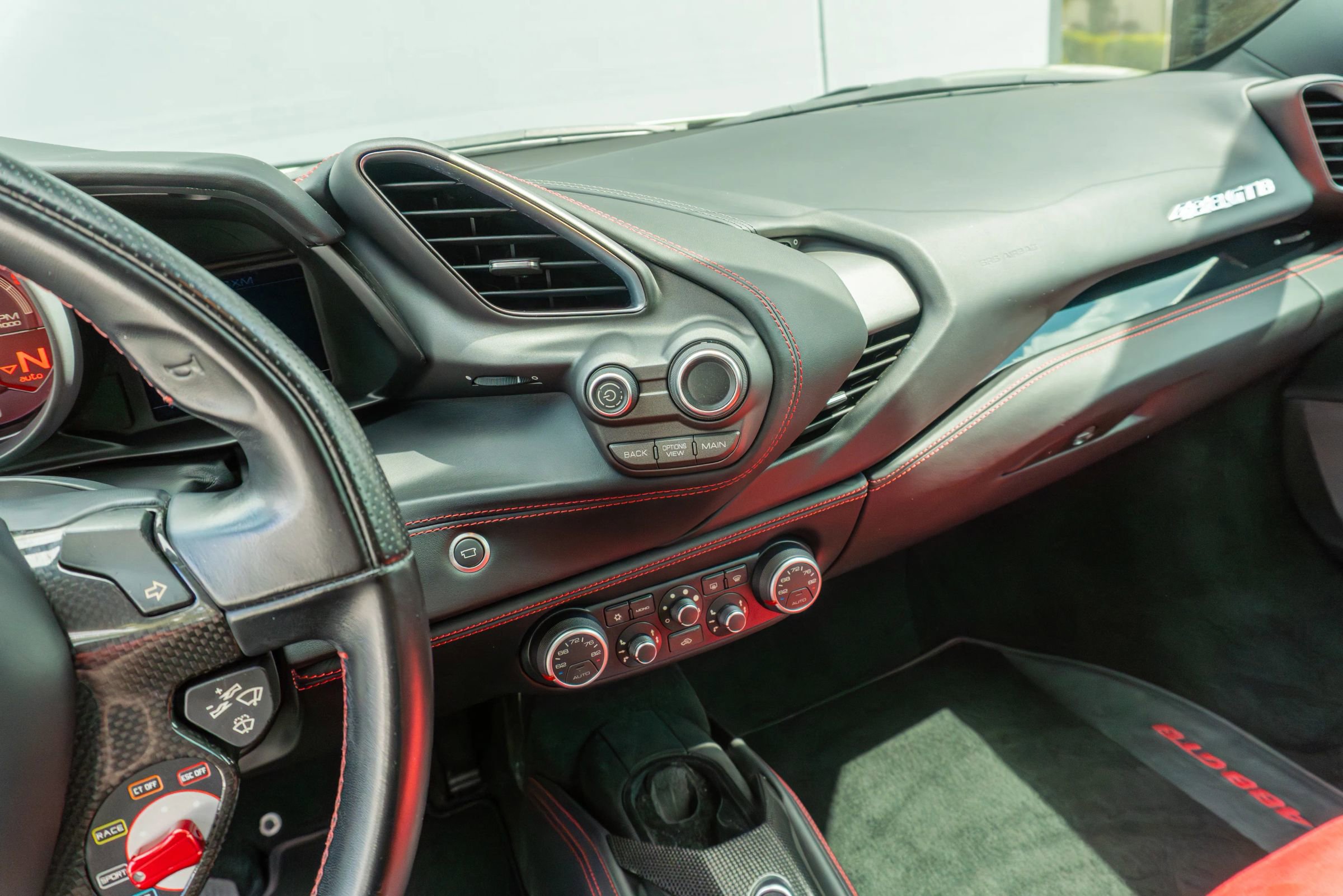 Used 2018 Ferrari 488 GTB image 14