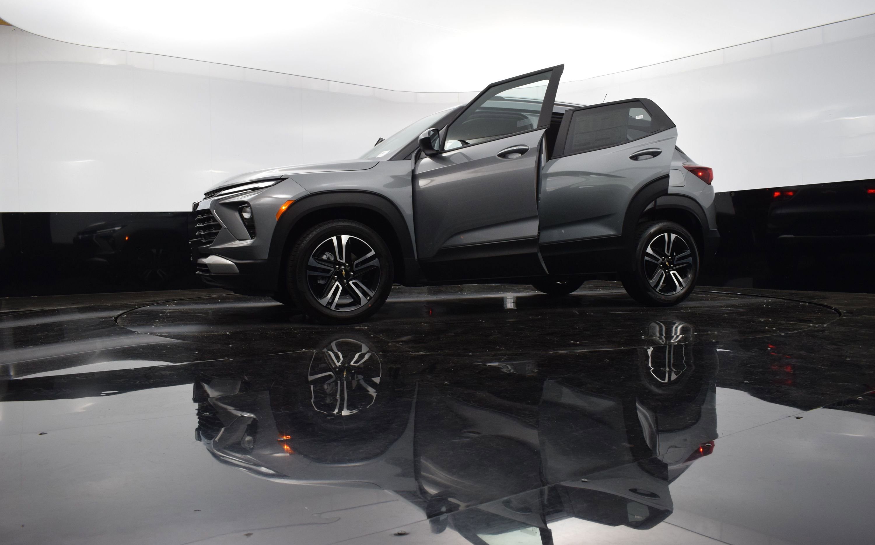 New 2025 Chevrolet TrailBlazer LT w/ Convenience Package image 34