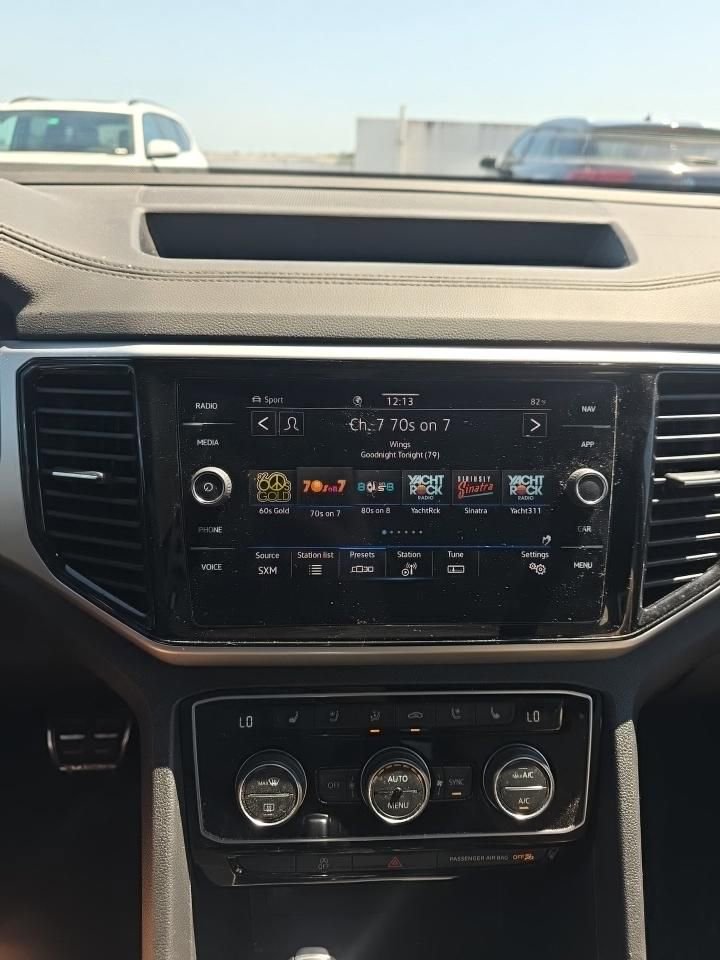 Used 2023 Volkswagen Atlas Cross Sport SEL Premium R-Line image 10
