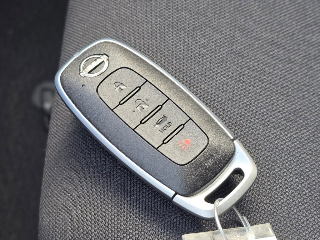 New 2025 Nissan Versa SV w/ Trunk Package image 19