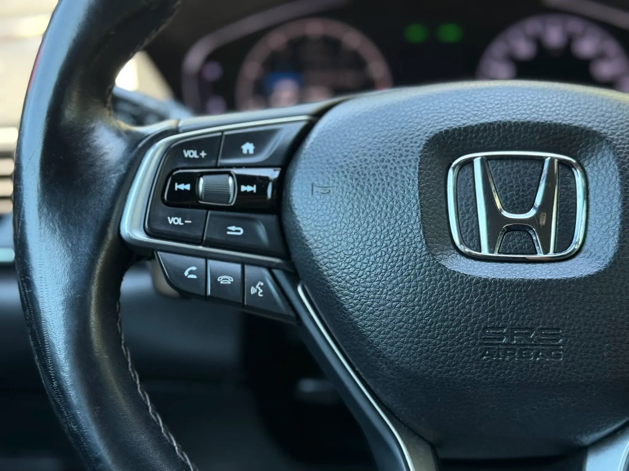 Used 2018 Honda Accord Sport image 24