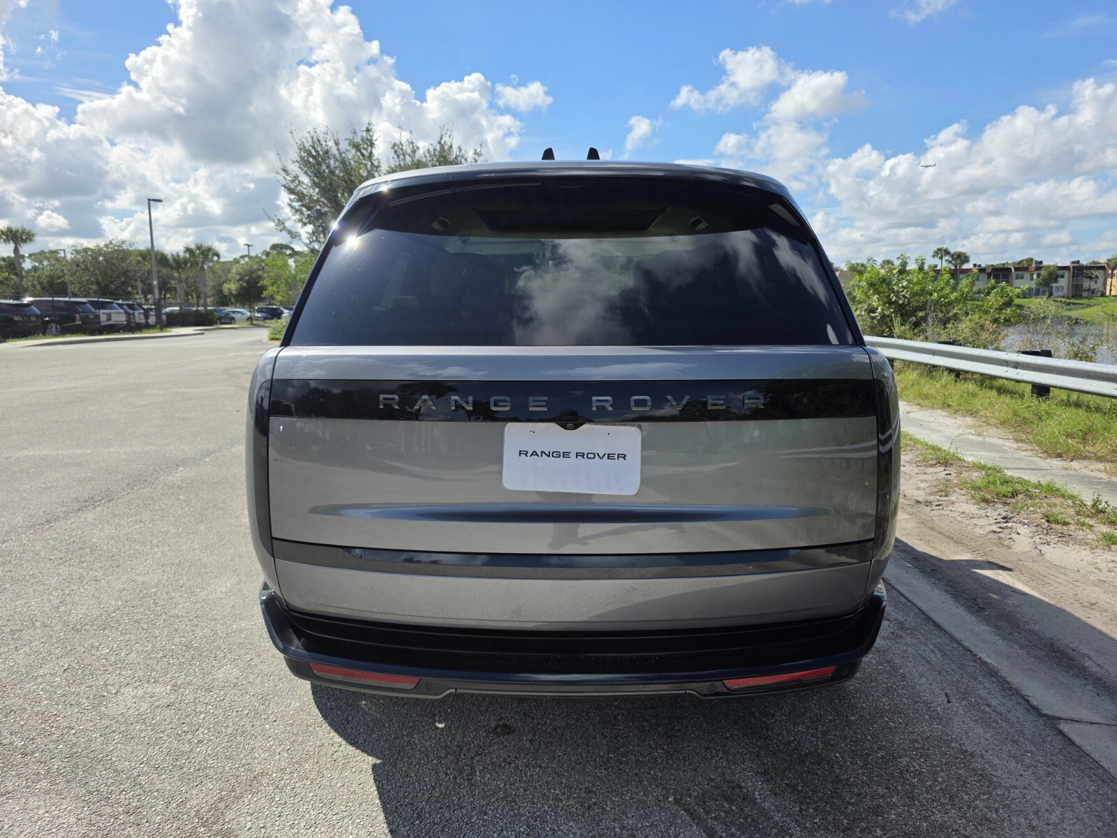 New 2027 Land Rover Range Rover SE AWD/4WD image 6