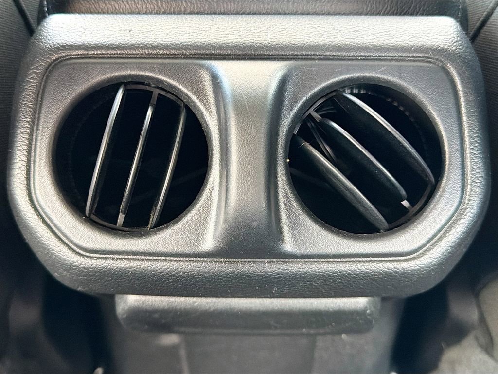 Used 2023 Jeep Wrangler Willys image 20
