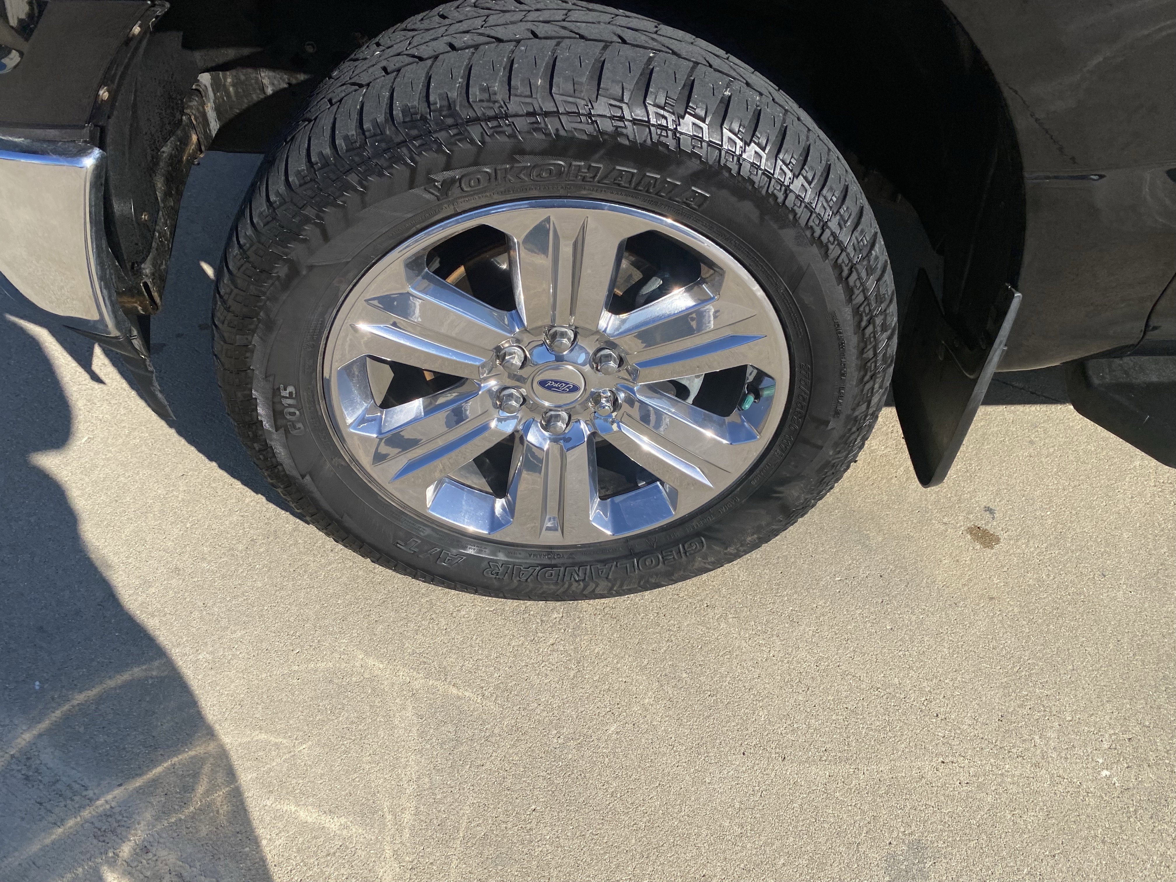 Used 2018 Ford F150 XLT w/ Equipment Group 302A Luxury image 2