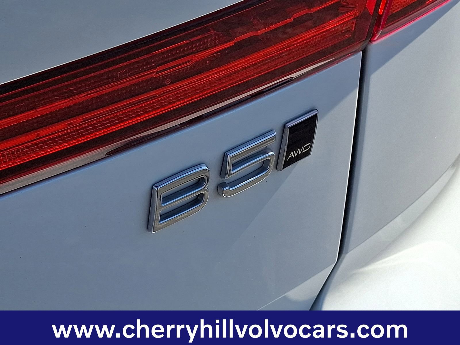 Certified 2023 Volvo XC60 B5 Core image 31