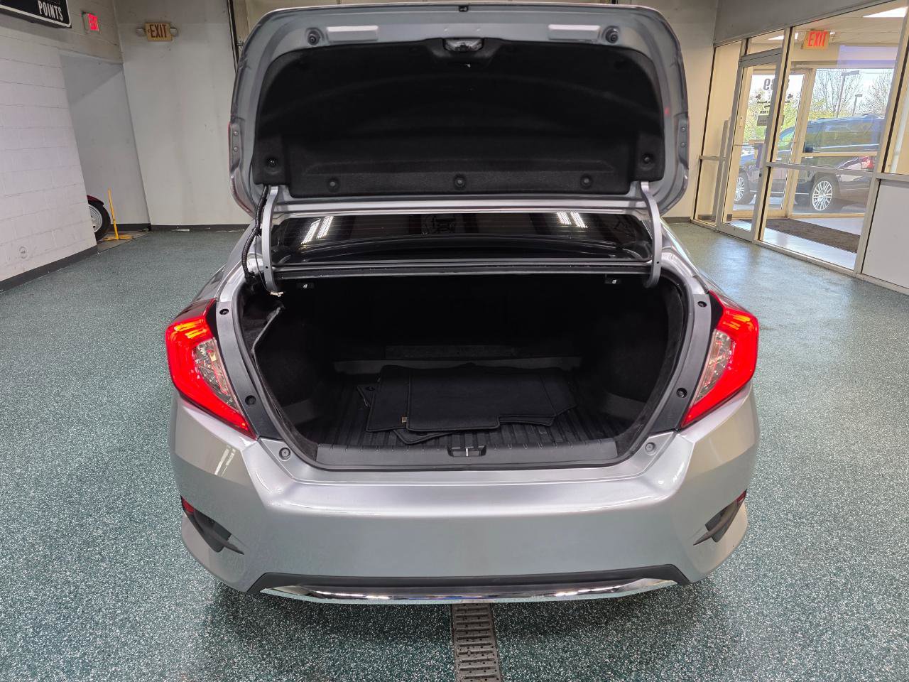 Used 2019 Honda Civic EX image 18