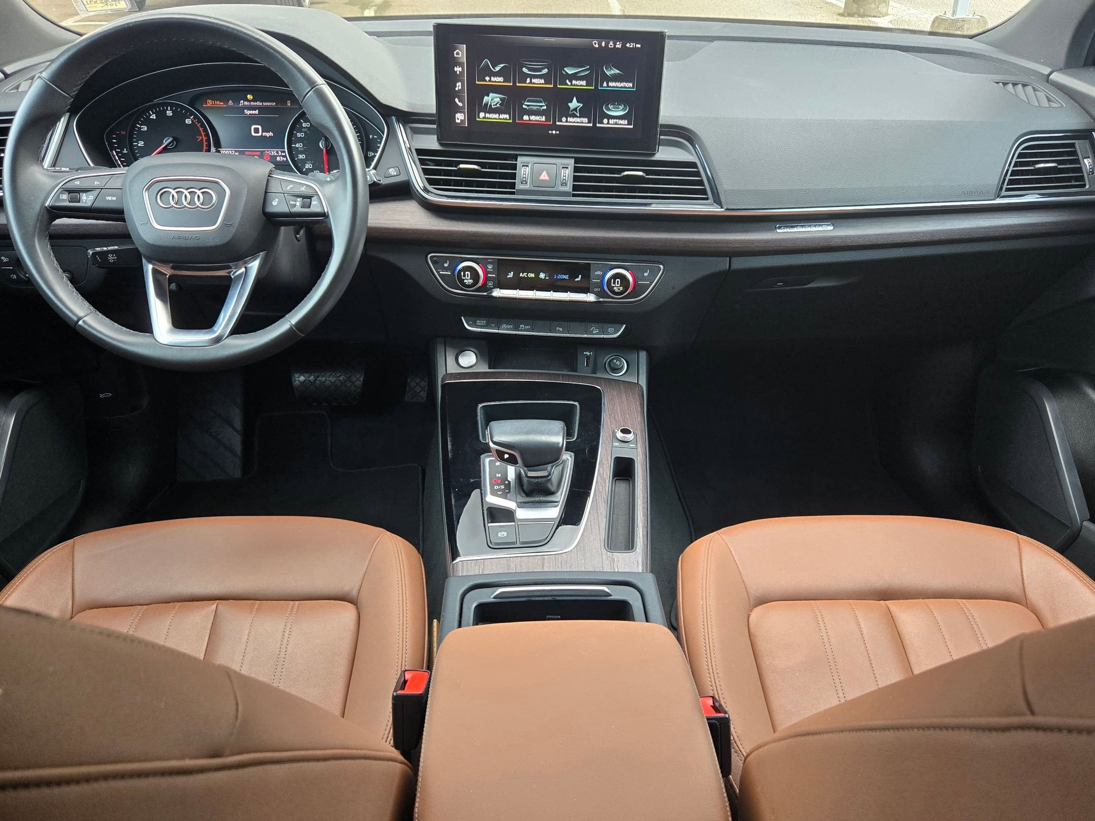 Used 2022 Audi Q5 2.0T Premium w/ Convenience Package image 16