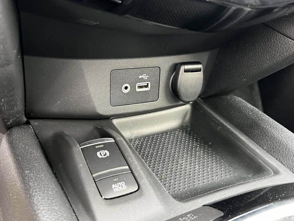 Used 2019 Nissan Rogue SV w/ Sun & Sound Touring Package AWD/4WD image 30