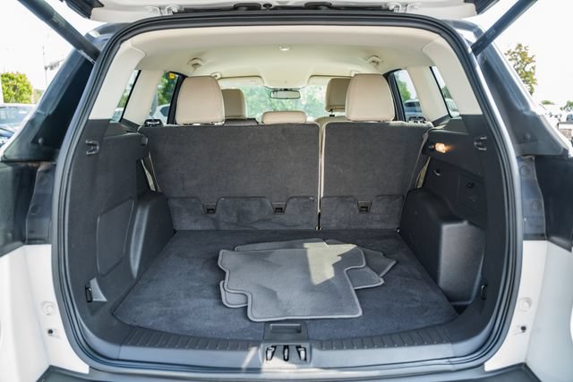 Used 2017 Ford Escape Titanium FWD image 10
