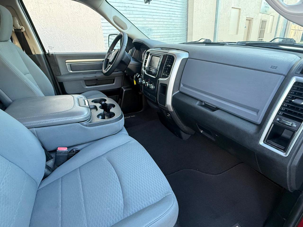 Used 2014 RAM 1500 Classic SLT RWD image 13
