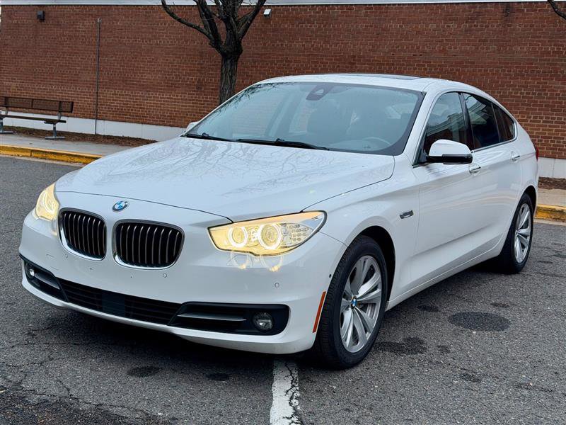 Used 2017 BMW 535i Gran Turismo image 2