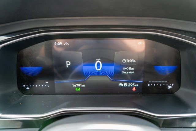 Used 2024 Volkswagen Jetta Sport image 22