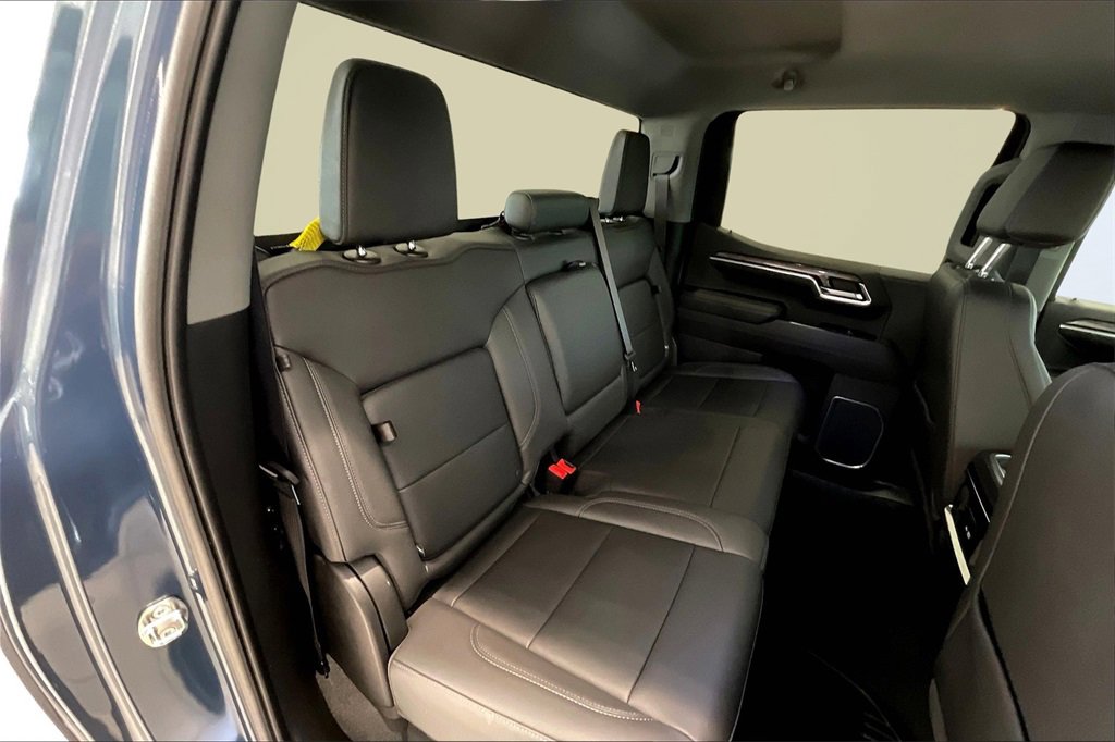 Used 2024 Chevrolet Silverado 1500 LTZ w/ Z71 Off-Road Package image 28