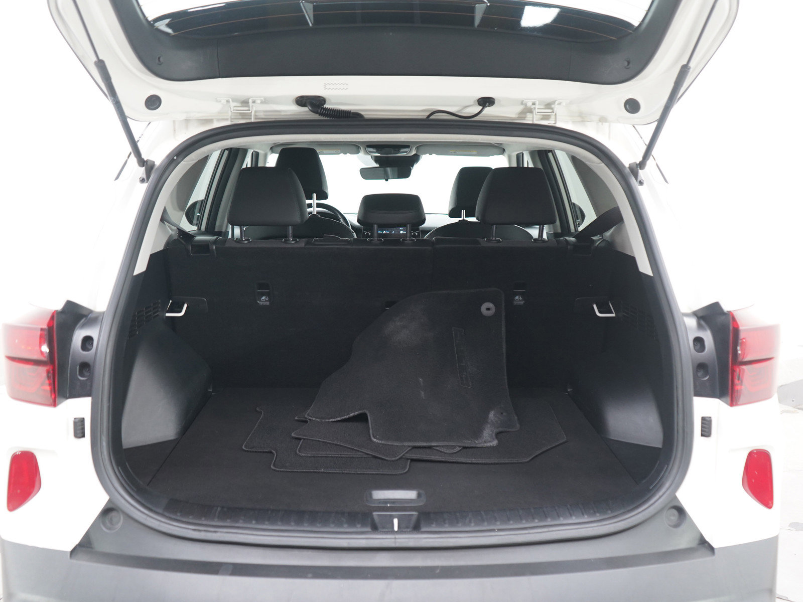 Used 2021 Kia Seltos S AWD/4WD image 16
