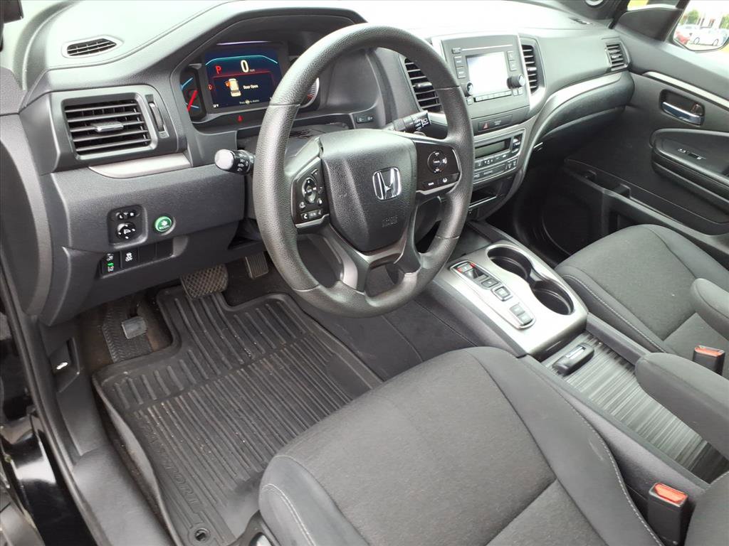 Used 2019 Honda Passport Sport image 6