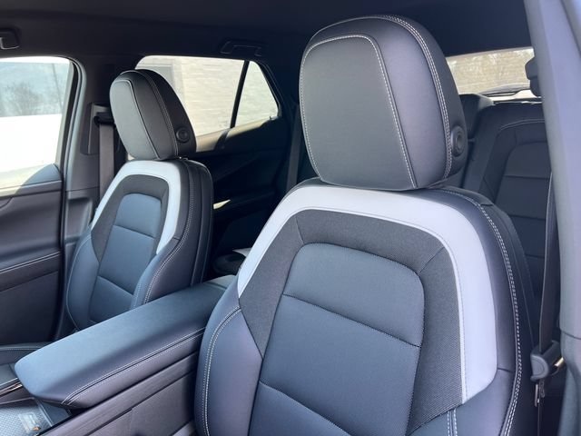 New 2026 Chevrolet Blazer EV LT AWD/4WD image 11
