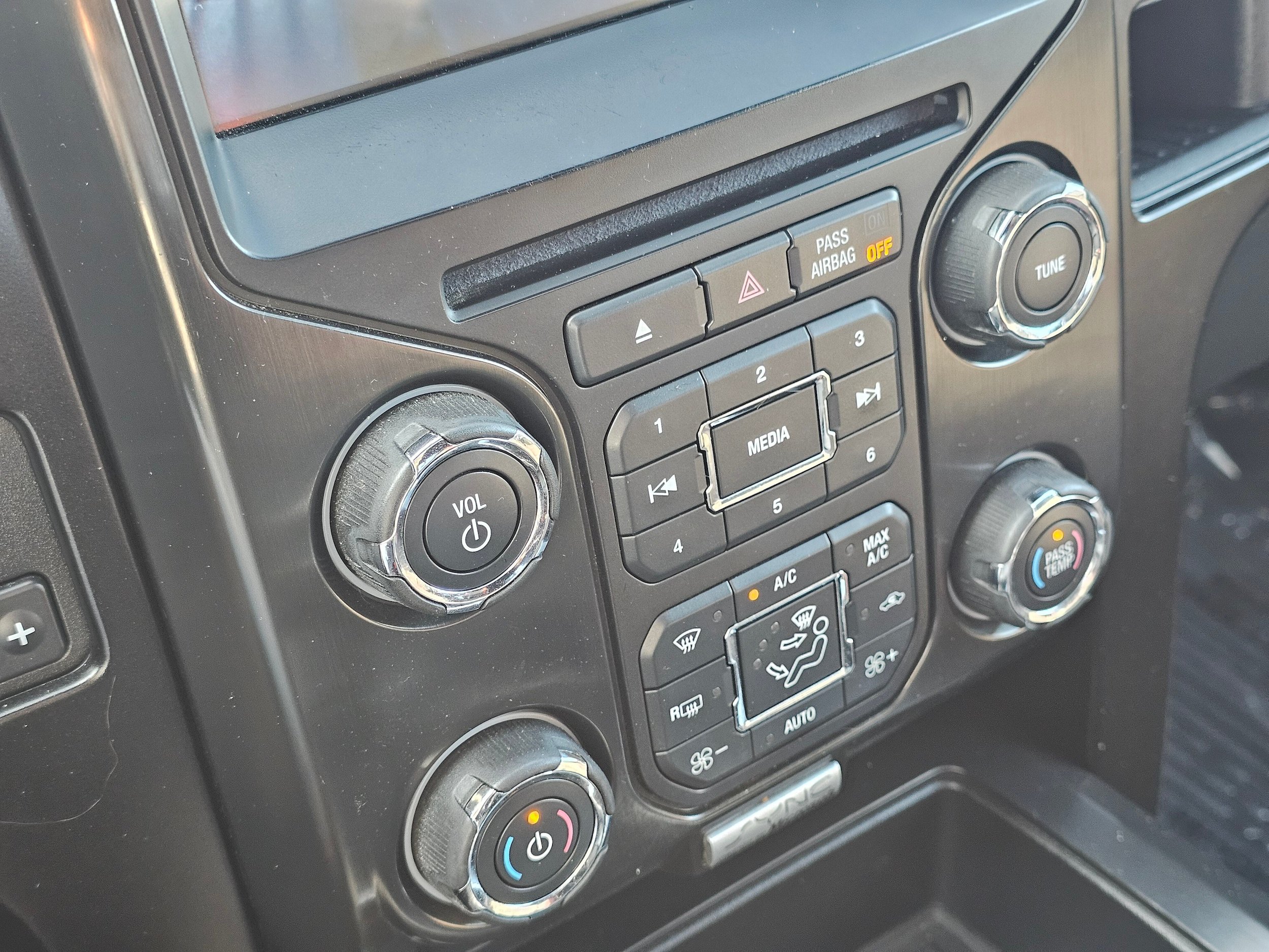 Used 2013 Ford F150 FX4 w/ Luxury Equipment Group AWD/4WD image 30