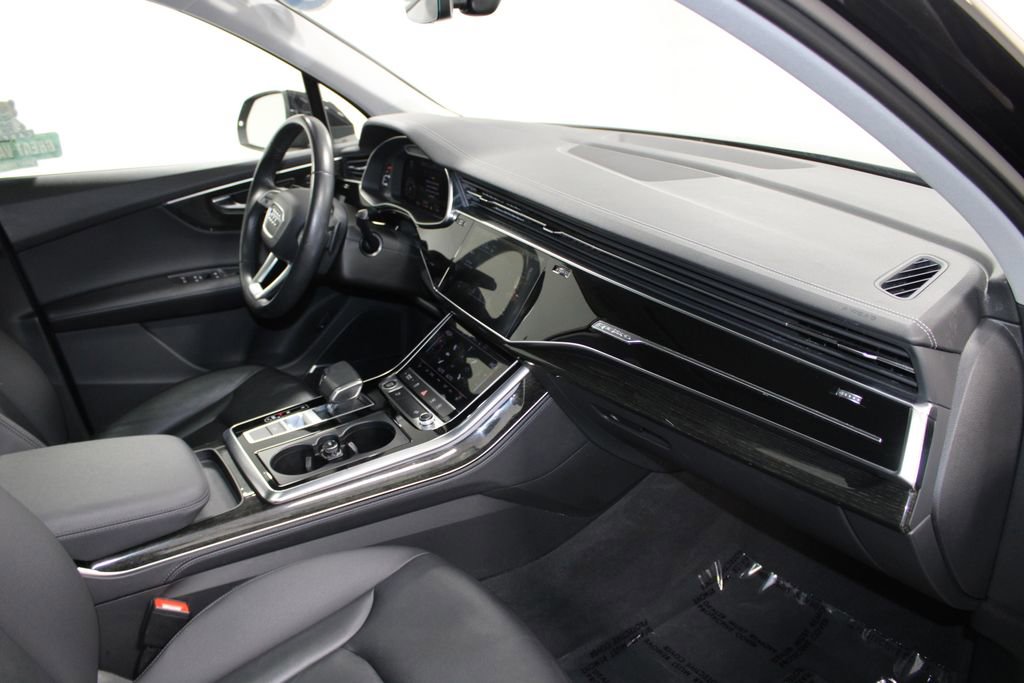 Used 2023 Audi Q7 3.0T Premium Plus image 30