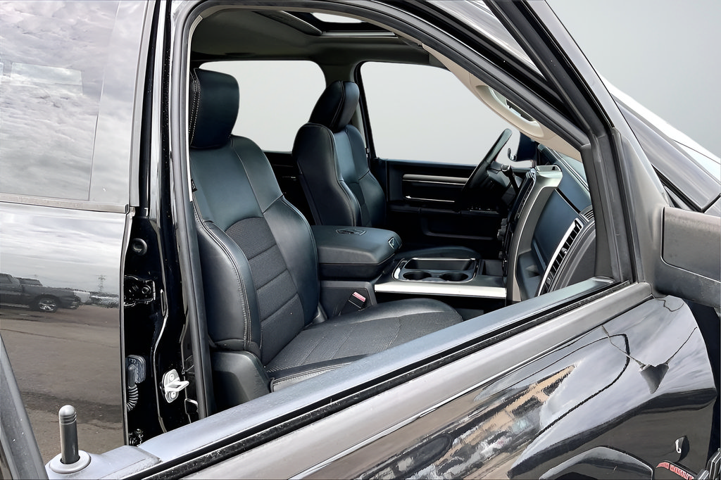 Used 2018 RAM 2500 Lone Star w/ Sport Appearance Group AWD/4WD image 28