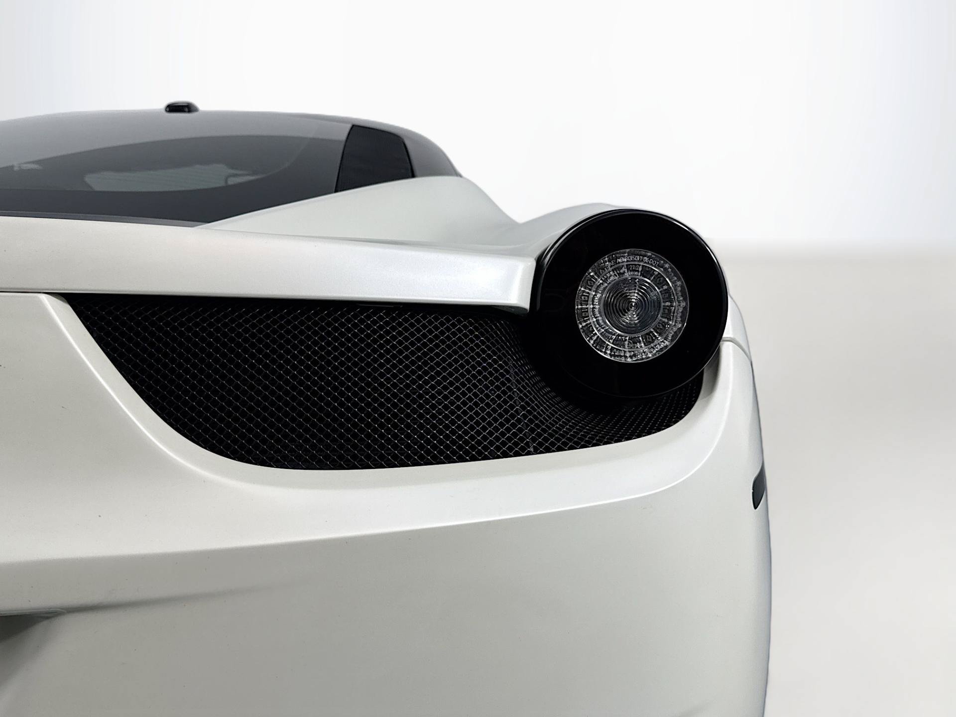 Used 2010 Ferrari 458 Italia Coupe RWD image 44