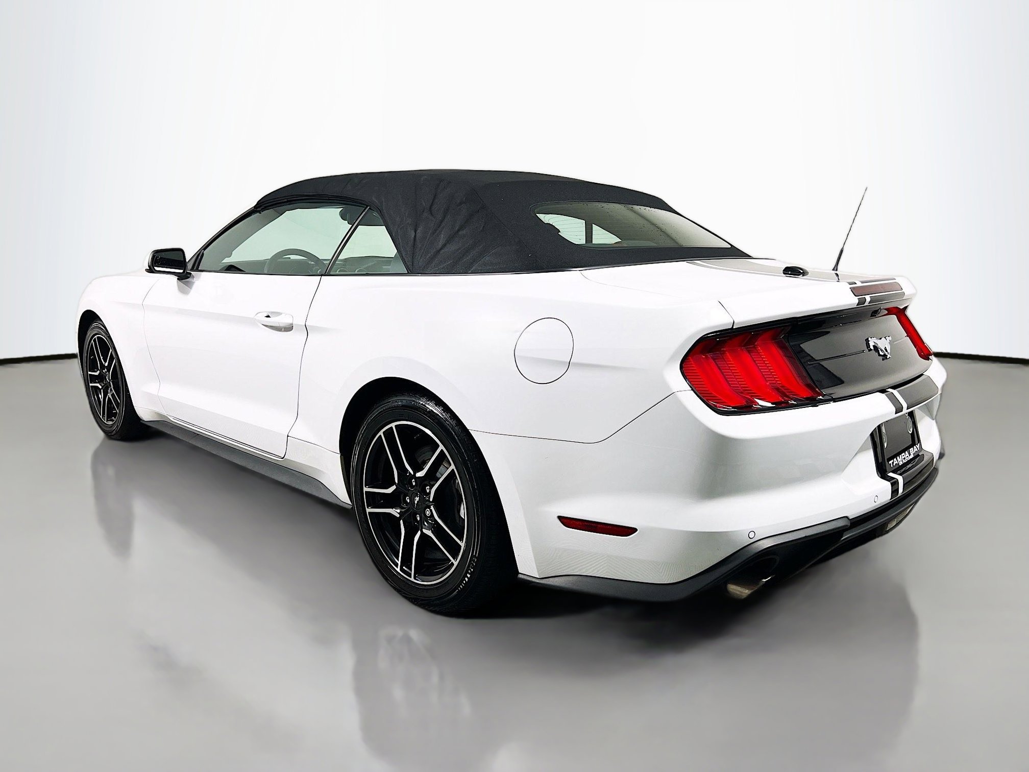 Used 2023 Ford Mustang Convertible w/ Equipment Group 101A image 8