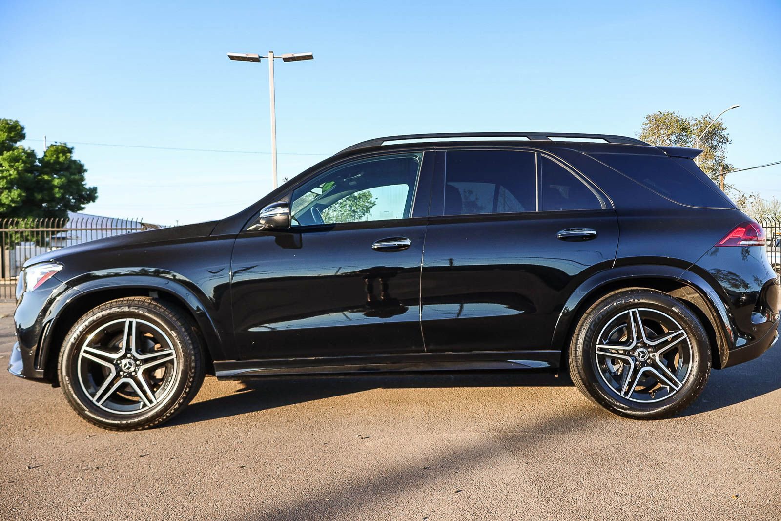Used 2022 Mercedes-Benz GLE 350 4MATIC image 8