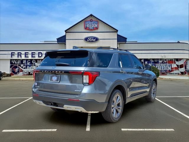 Used 2026 Ford Explorer Active w/ Active Comfort Package AWD/4WD image 4