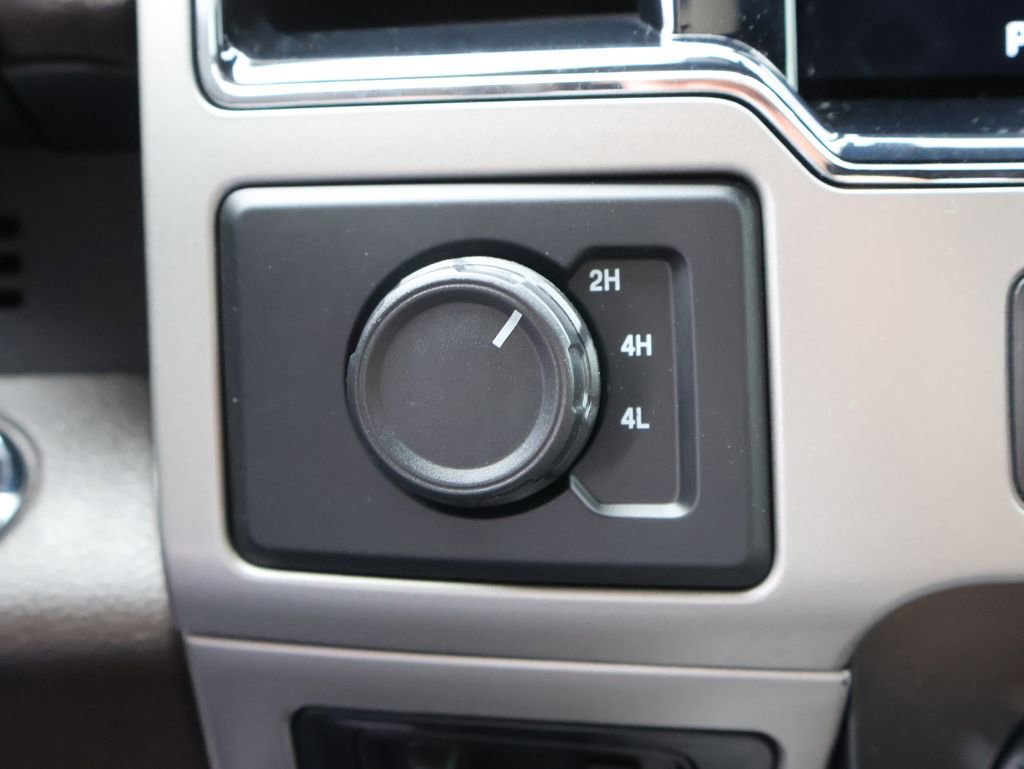 Used 2022 Ford F350 King Ranch w/ King Ranch Ultimate Package AWD/4WD image 33
