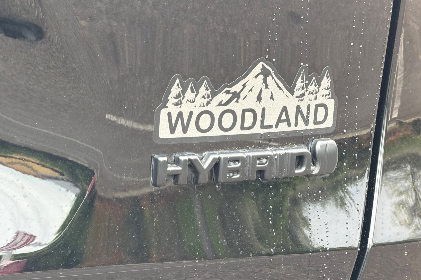 Used 2024 Toyota RAV4 AWD Hybrid image 27