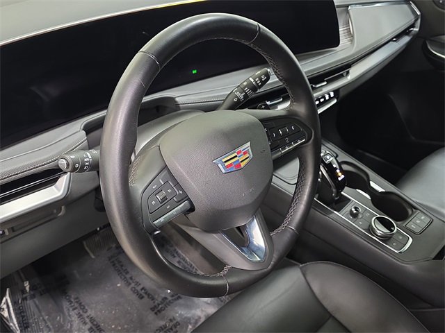 Certified 2025 Cadillac XT4 Premium Luxury image 13