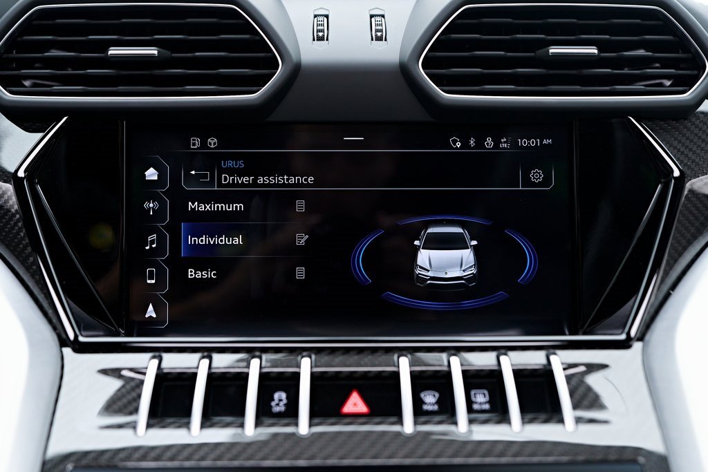 Used 2022 Lamborghini Urus image 88